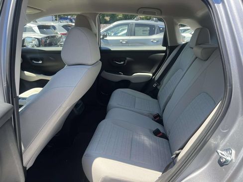 Used 2023 Honda HR-V LX image 11