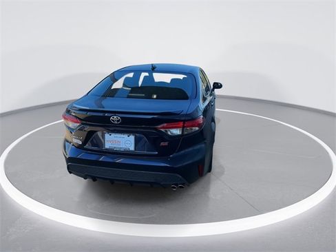 Used 2022 Toyota Corolla SE image 8