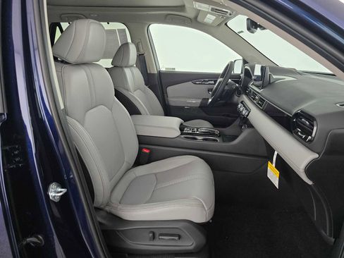 New 2025 Honda Pilot Touring image 10