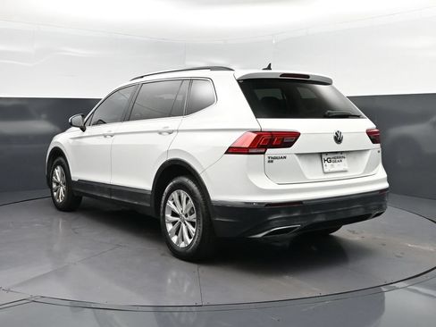 Used 2018 Volkswagen Tiguan SE FWD image 5