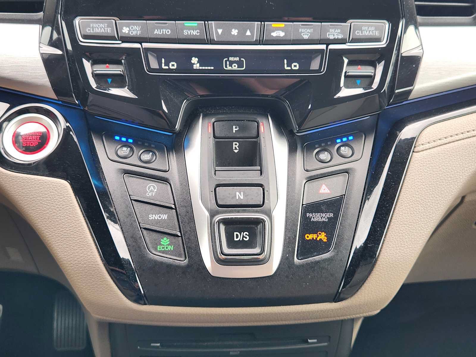 Used 2018 Honda Odyssey Elite image 17