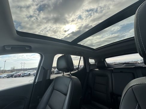 Certified 2022 GMC Terrain SLT w/ Elevation Edition image 23