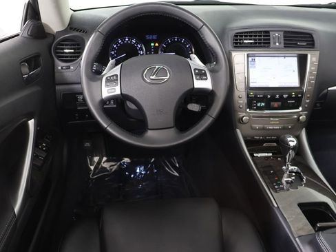 Used 2014 Lexus IS 250C 250 w/ Luxury Package image 33
