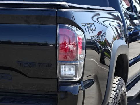 Used 2023 Toyota Tacoma TRD Pro AWD/4WD image 12