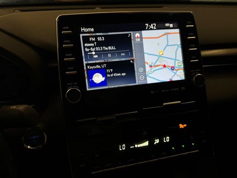 Used 2021 Toyota Avalon XSE FWD image 13