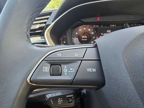 Certified 2025 Audi Q3 2.0T Premium Plus w/ Premium Plus Package image 33