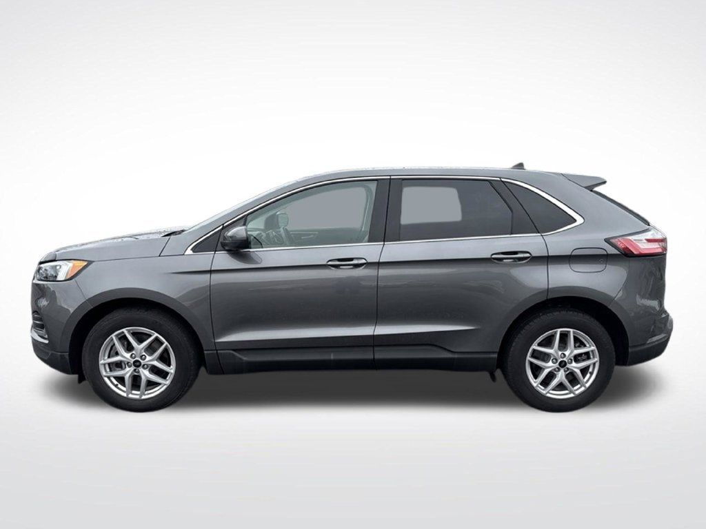 Used 2023 Ford Edge SEL w/ Convenience Package AWD/4WD image 3