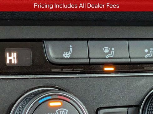 Used 2021 Volkswagen Tiguan SE w/ Panoramic Sunroof Package FWD image 25