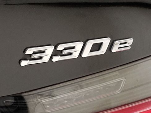 Certified 2023 BMW 330e w/ M Sport Package image 21