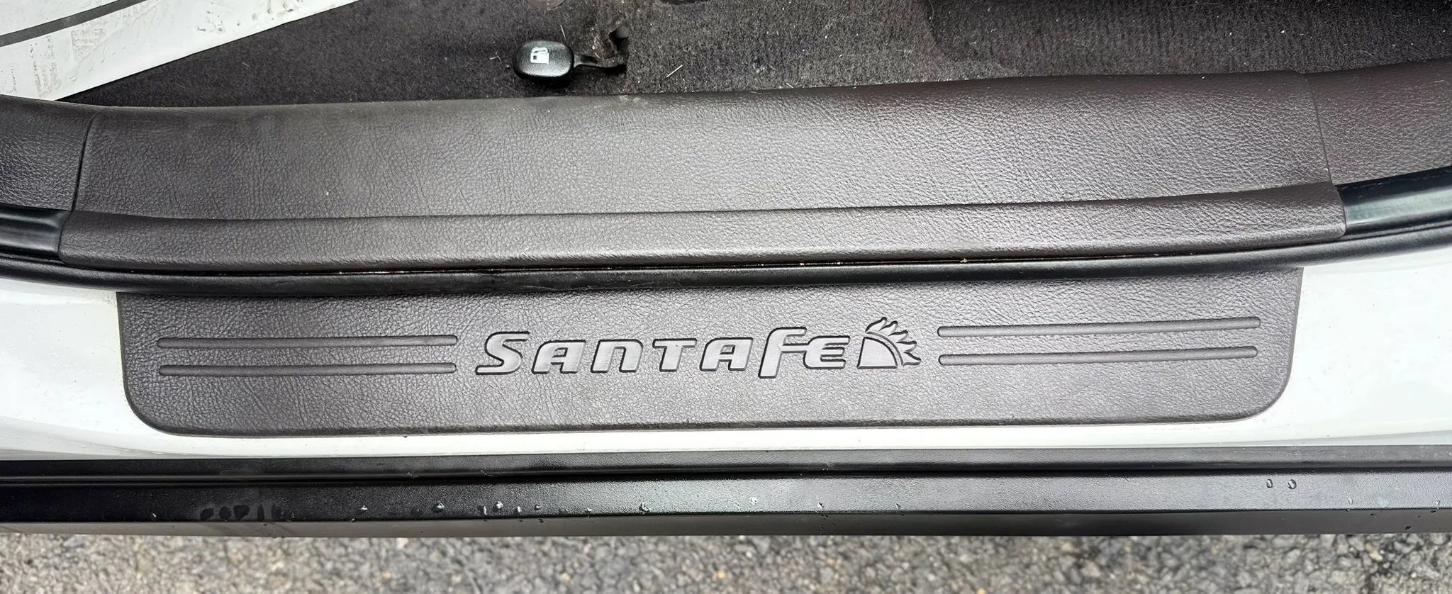 Used 2011 Hyundai Santa Fe GLS FWD image 22