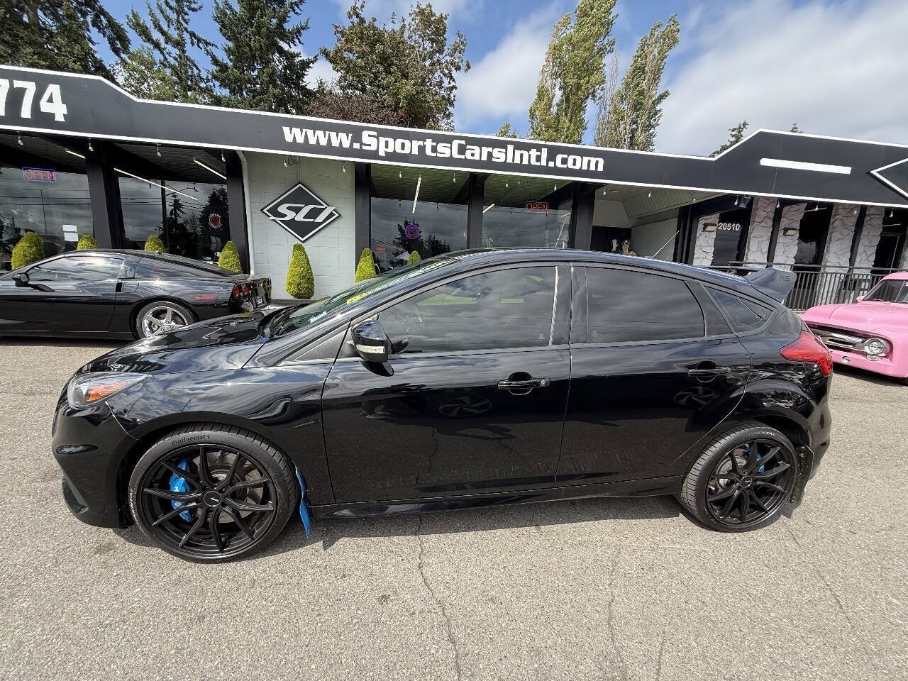 Used 2017 Ford Focus RS AWD/4WD image 2