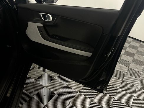 Used 2022 Polestar Polestar 2 Long Range Dual Motor image 28