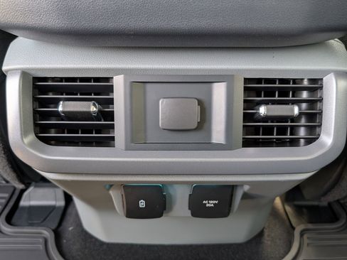 New 2025 Ford F150 XLT w/ Equipment Group 303A High image 13