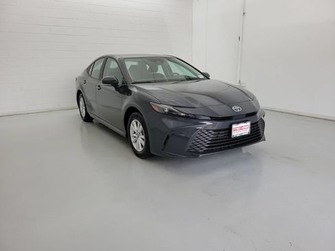 Used 2025 Toyota Camry LE w/ Convenience Package AWD/4WD image 4