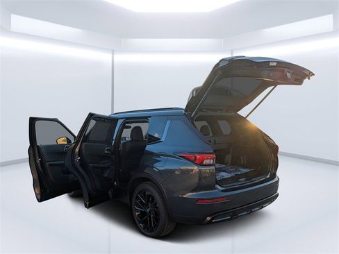 New 2025 Mitsubishi Outlander SEL Black Edition image 5