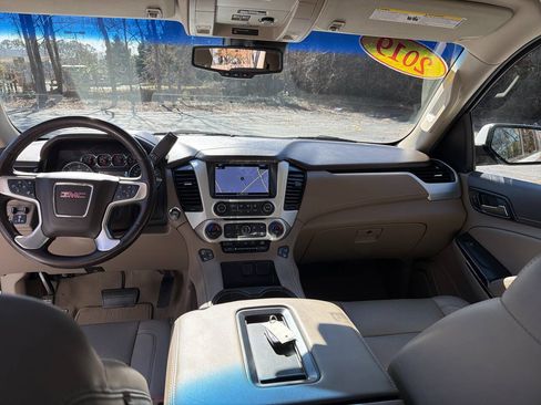 Used 2019 GMC Yukon SLT w/ Open Road Package RWD image 21