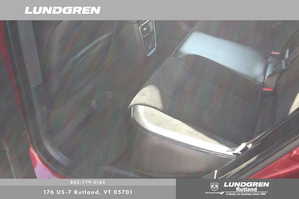 Used 2019 Dodge Charger R/T w/ Plus Group RWD image 18