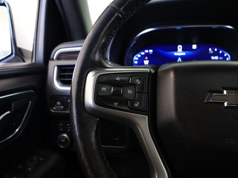 Used 2022 Chevrolet Tahoe Z71 w/ Luxury Package AWD/4WD image 31