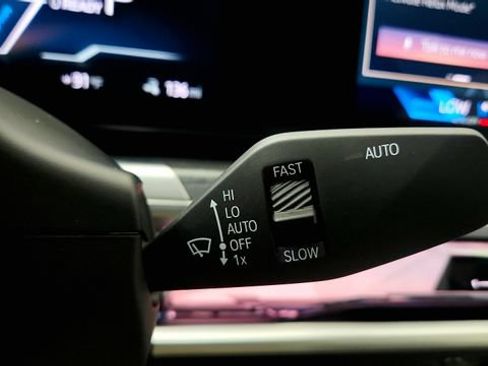 Used 2025 BMW i7 xDrive60 AWD/4WD image 61