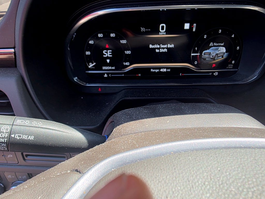 Used 2022 GMC Yukon XL SLE RWD image 15
