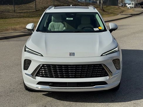 New 2026 Buick Envision Avenir image 8