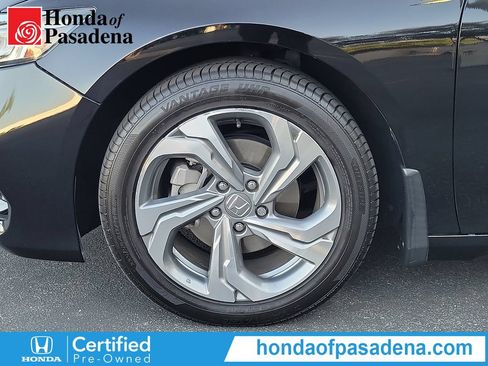 Certified 2019 Honda Accord EX image 32