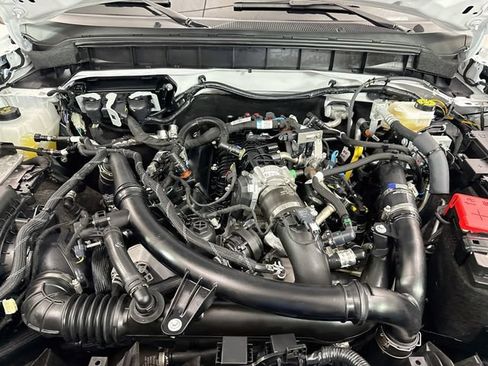 Used 2025 Ford Bronco Outer Banks AWD/4WD image 30