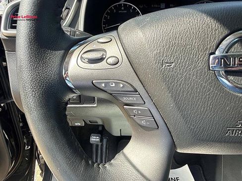 Used 2022 Nissan Murano SL FWD image 21