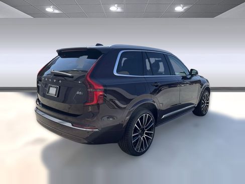 New 2026 Volvo XC90 B5 Ultra image 9