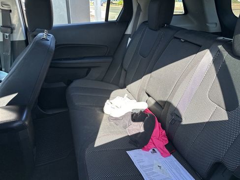 Used 2017 GMC Terrain SLE FWD image 6