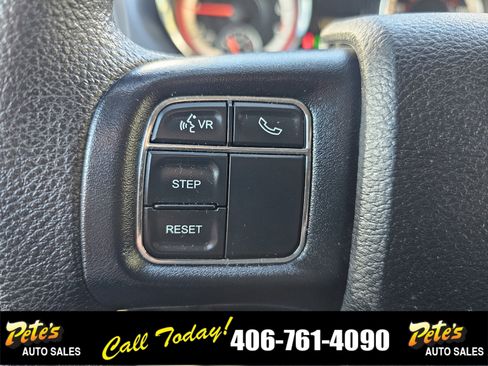 Used 2018 Dodge Grand Caravan SE w/ UConnect Hands-Free Group image 27