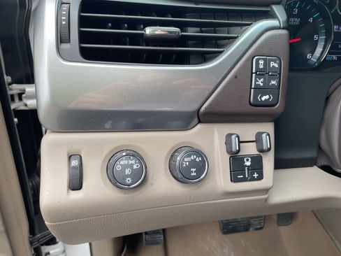 Used 2018 Chevrolet Tahoe Premier image 15
