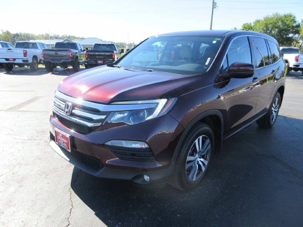 Used 2017 Honda Pilot EX image 10