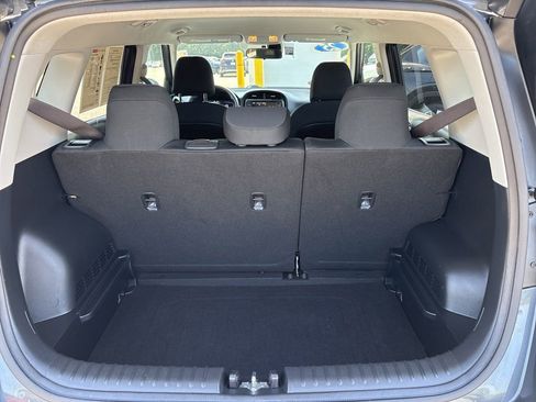 Used 2025 Kia Soul LX w/ LX Technology Package FWD image 30