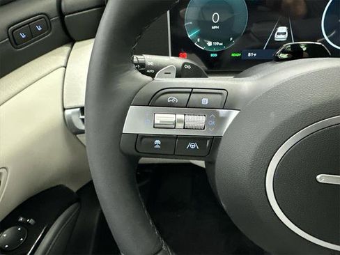 New 2026 Hyundai Tucson Limited image 28