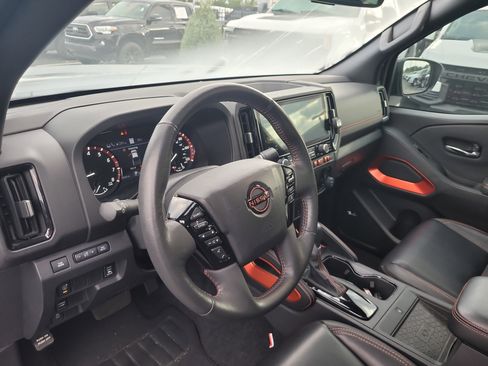 Used 2025 Nissan Frontier Pro-X w/ Pro Premium Package RWD image 21