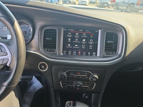 Used 2019 Dodge Charger GT RWD image 12