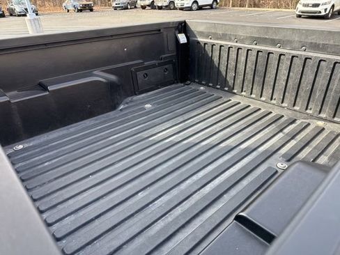 Used 2022 Toyota Tacoma 4x4 Double Cab image 8