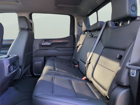 New 2026 GMC Sierra 1500 Denali w/ Denali Reserve Package image 16