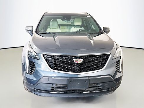 Used 2020 Cadillac XT4 Sport w/ Enhanced Visibility Package image 2