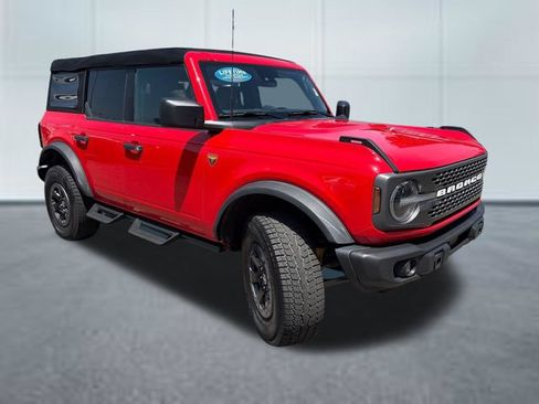 Used 2023 Ford Bronco Badlands AWD/4WD image 5