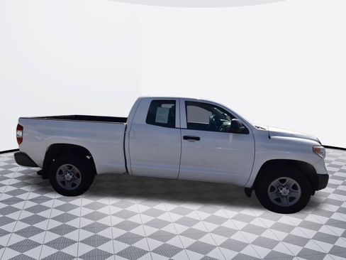 Used 2017 Toyota Tundra SR RWD image 3