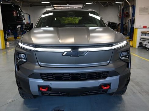 New 2026 Chevrolet Silverado EV Trail Boss w/ Premium Package image 2
