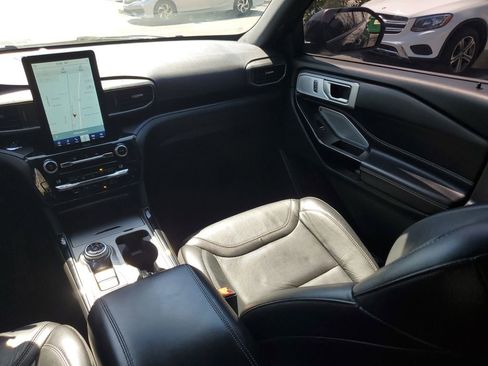 Used 2021 Ford Explorer ST w/ Equipment Group 401A image 17