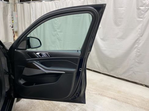 Certified 2024 BMW X5 xDrive40i w/ M Sport Package image 22