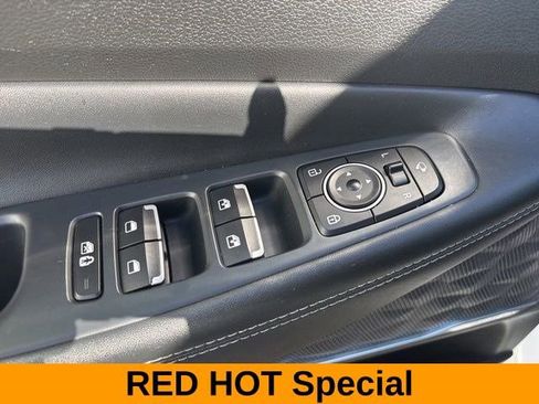 Used 2023 Hyundai Santa Fe Limited image 14