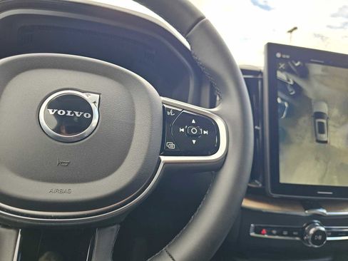 Used 2026 Volvo XC60 B5 Ultra w/ Protection Package Premier image 32