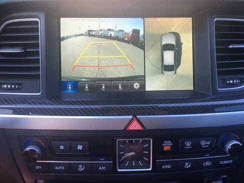 Used 2018 Genesis G80 3.3T Sport RWD image 16