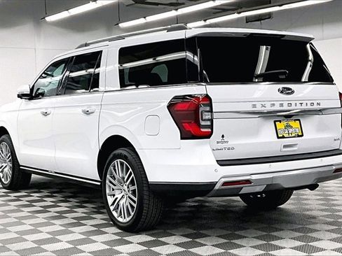 Used 2024 Ford Expedition Max Limited image 2