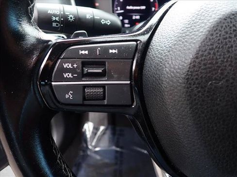 Used 2022 Honda Civic Touring image 14